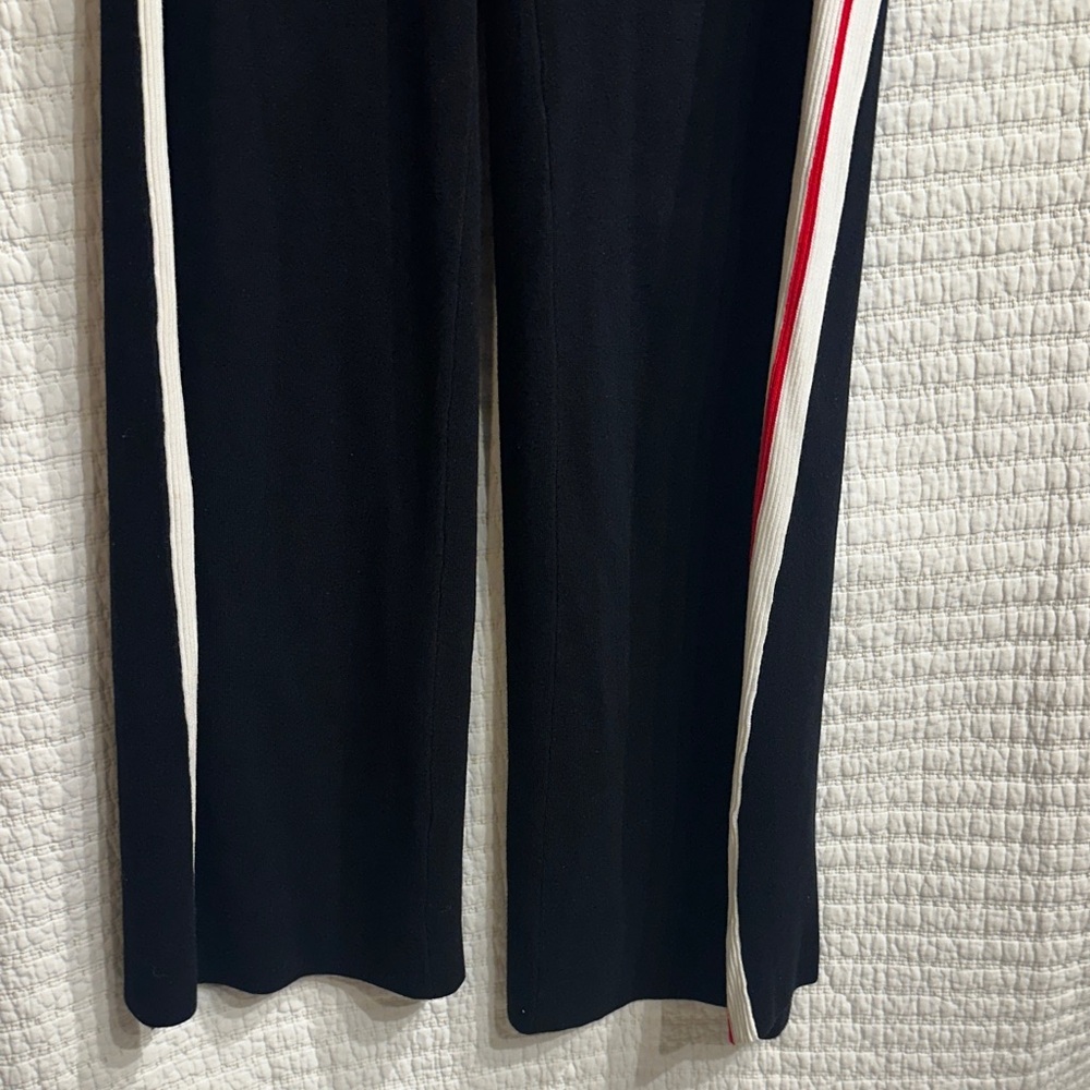 House of Harlow 1960 Black Two-Piece Set With White and Red Side Stripe Size S - Picture 5 of 7